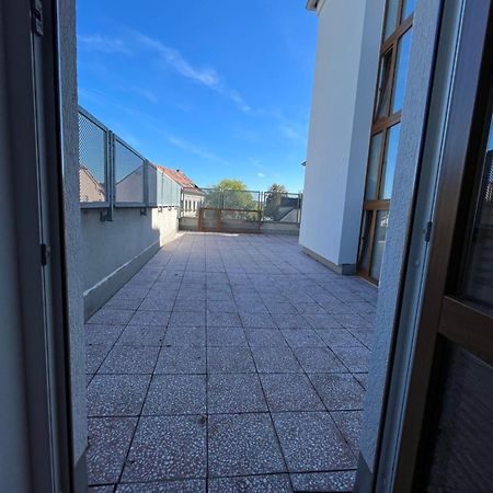 Apartmány U nemocnice Ceske Budejovice Esterno foto