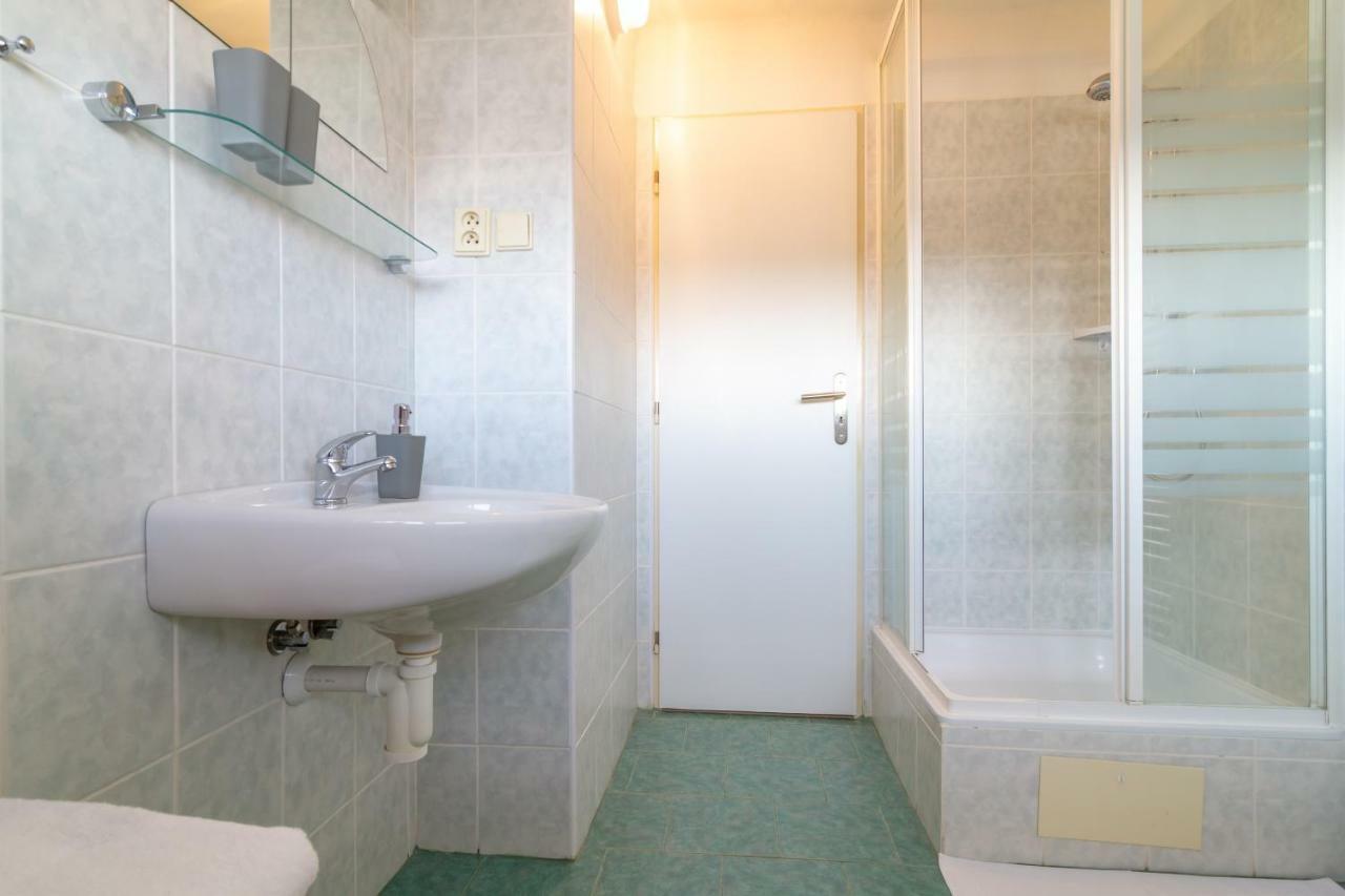 Apartmány U nemocnice Ceske Budejovice Esterno foto