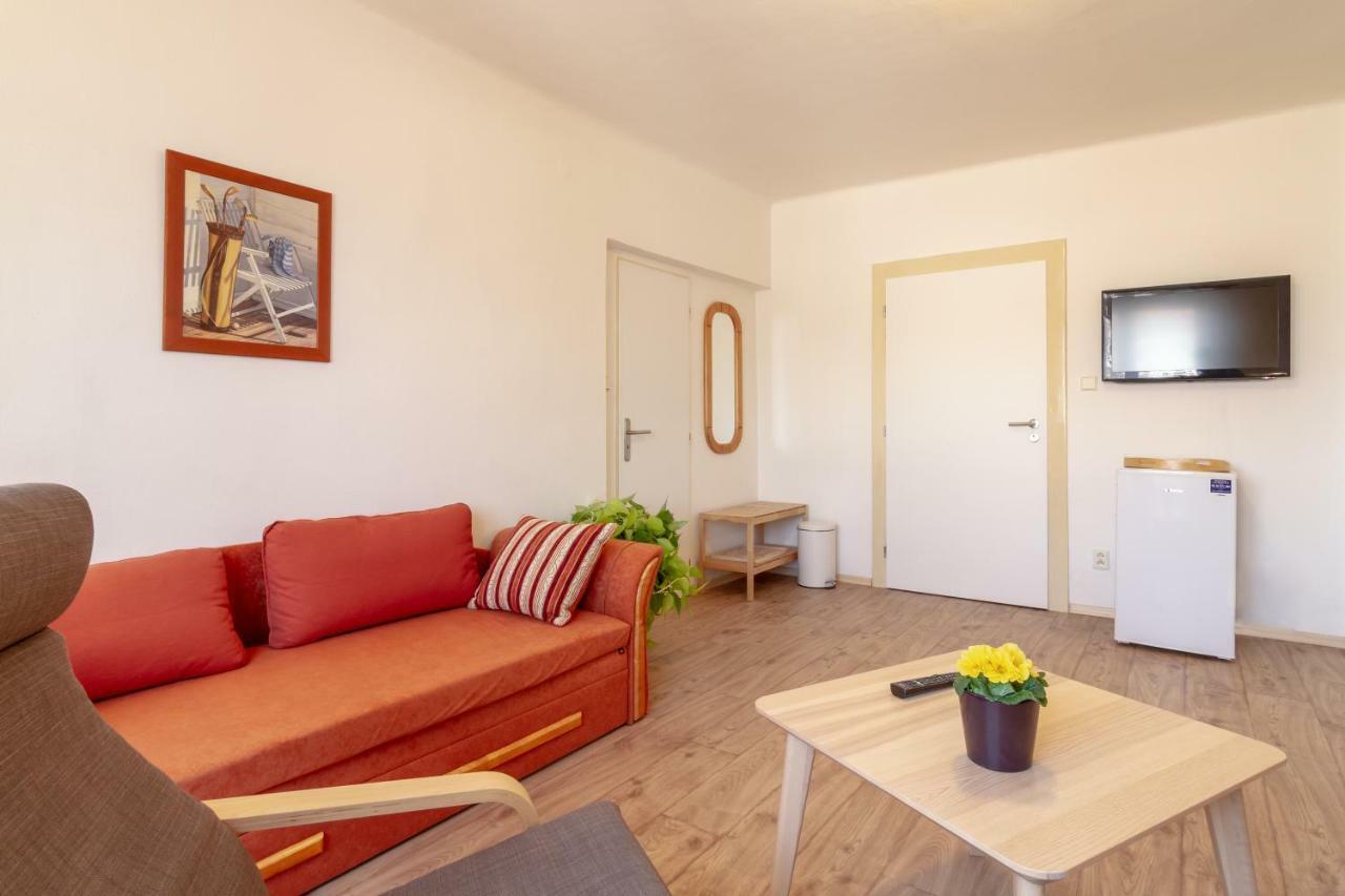Apartmány U nemocnice Ceske Budejovice Esterno foto