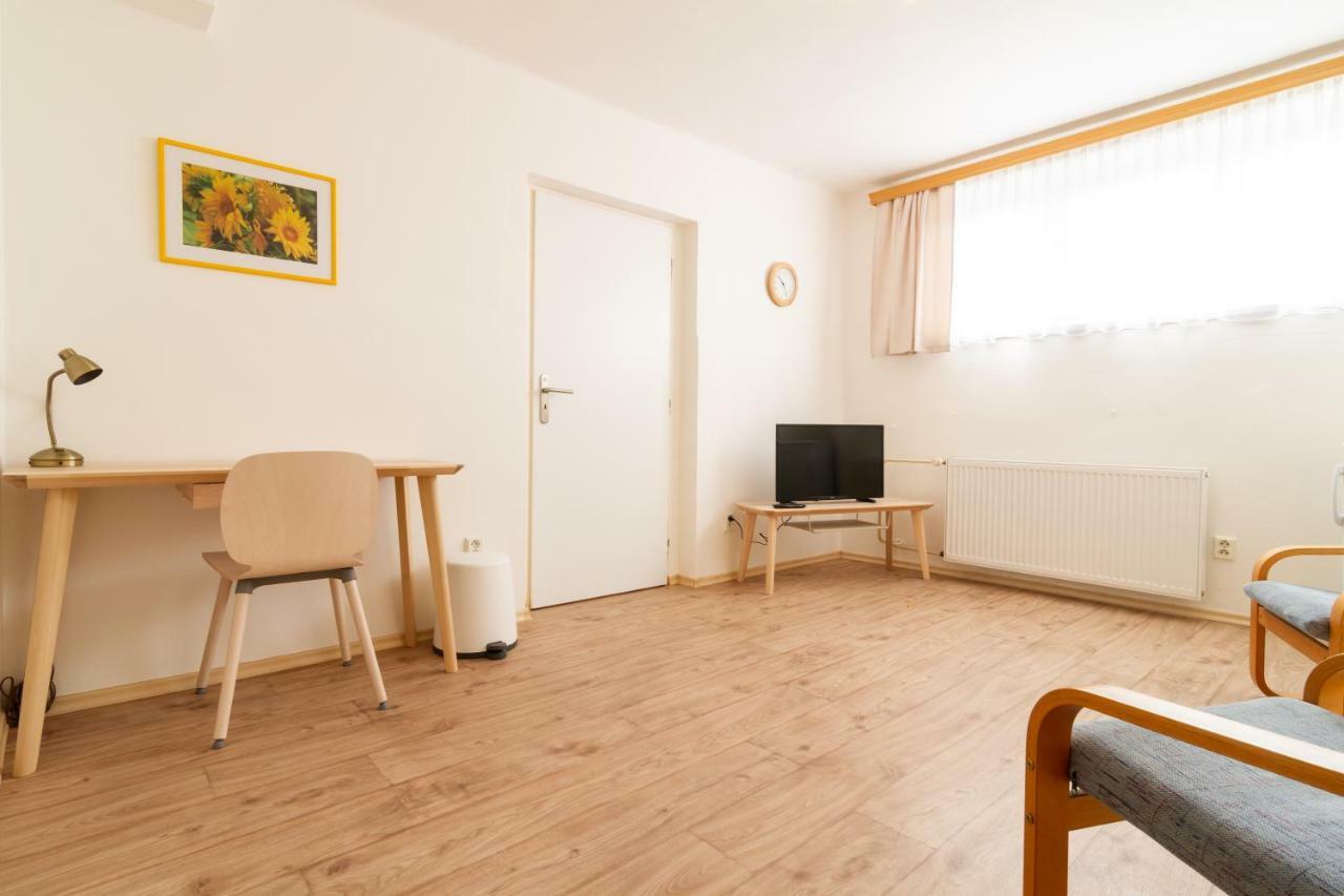 Apartmány U nemocnice Ceske Budejovice Esterno foto